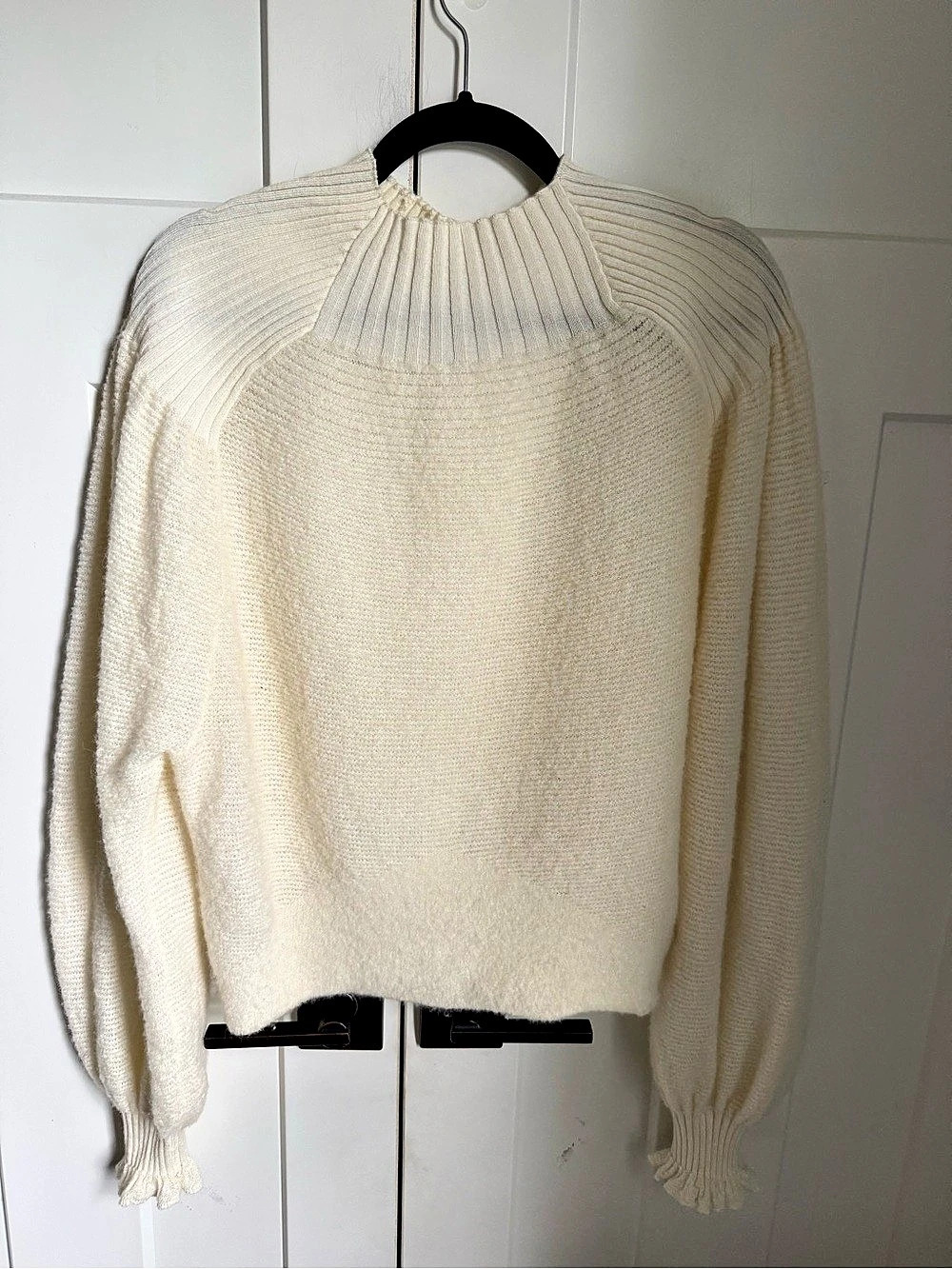 Free People Ribbed Turtleneck Sweater in Cream size S. - Picture 3 of 8